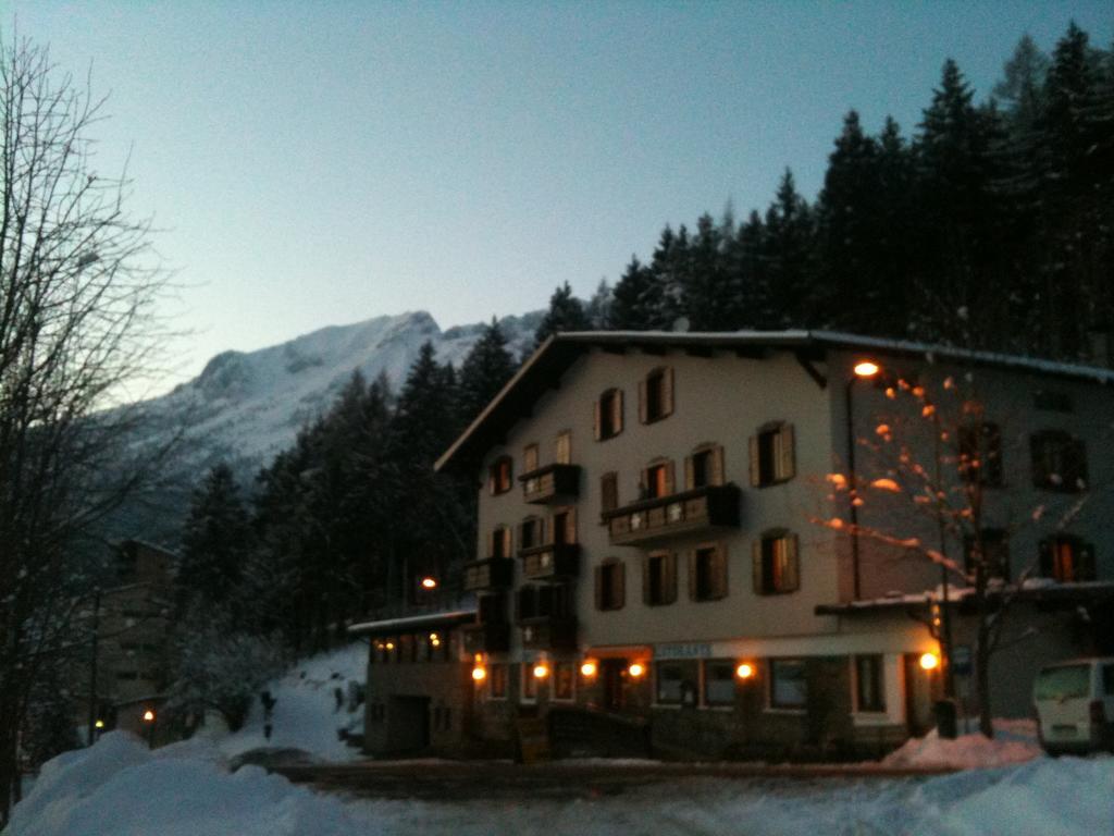 Hotel Spampatti Castione della Presolana Buitenkant foto